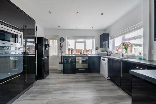 3 Woodcroft Avenue, Tamworth