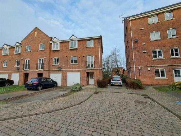 Henry Bird Court, Northampton