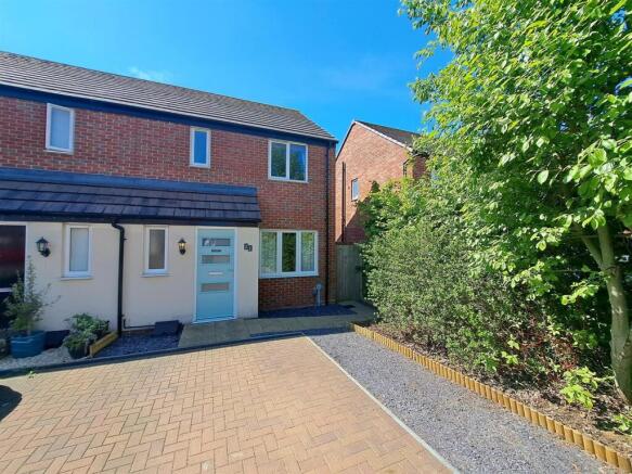 Walmer Close, Northampton