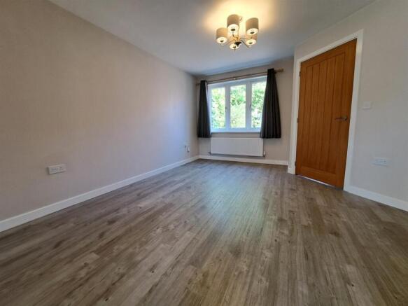 Walmer Close, Northampton