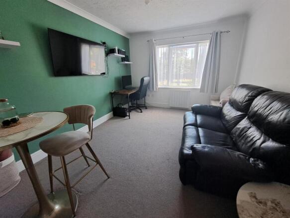 Harlestone Road, Northampton