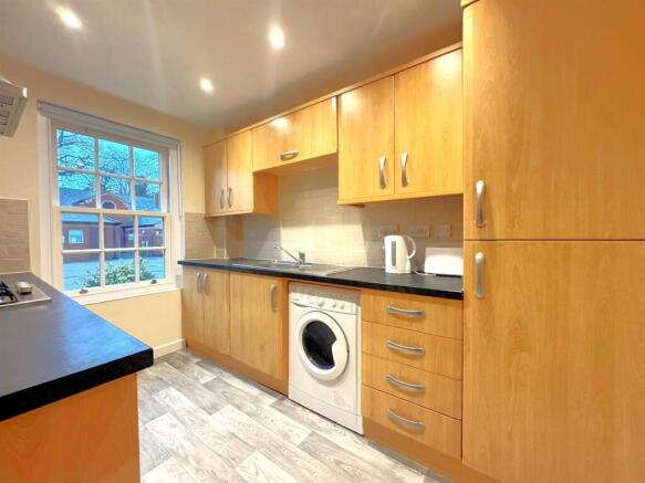 Thornton Hall Close, Northampton