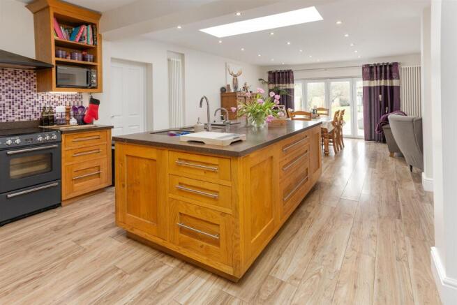 12 Cawston Lane, Dunchurch