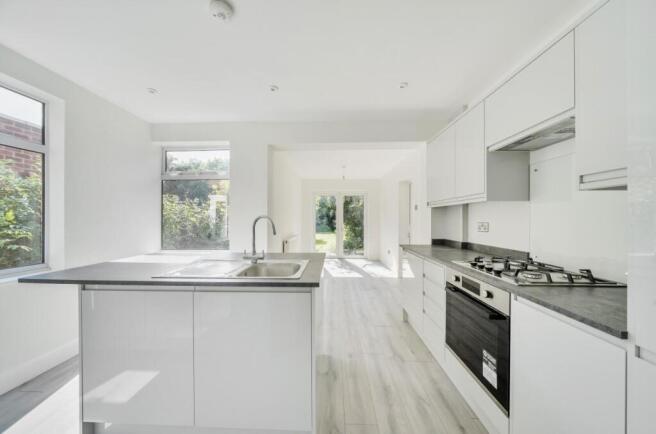 15 Slade Road, Rugby