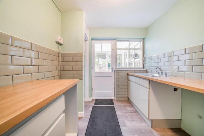 18 Cowan Close, Rugby