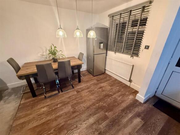 17 Rugby Road Dining Area.jpg