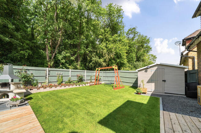 1272690-3-6836f6a...