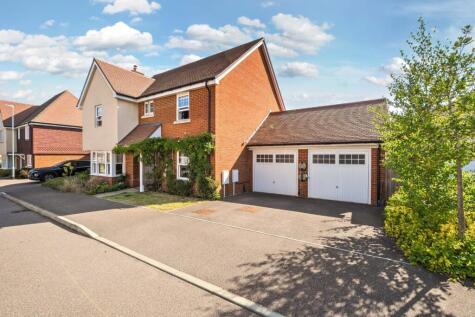 Augustine Drive, Finberry, Ashford, Kent, TN25