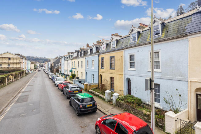 A02 - 77 Victoria Road, Dartmouth - 250207