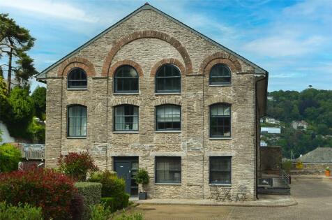 Warfleet Creek Road, Dartmouth