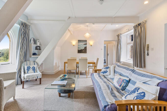 12 Open Plan Living 4 Sheplegh Court, Blackawton -