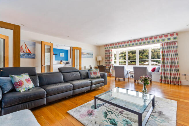 21 Open Plan Living 14 Dart Marina V2 - 250909