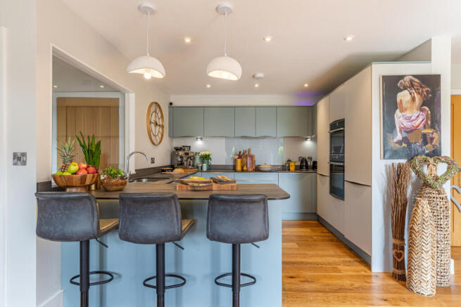 A12 - Elder Hareston Farm Barns, Hareston, Yealmpt