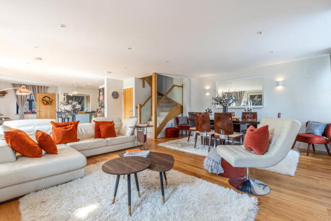 A16 - Elder Hareston Farm Barns, Hareston, Yealmpt