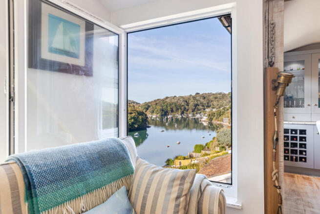 A27 - Flat 1 Heron Creek, Newton Ferrers - 250929