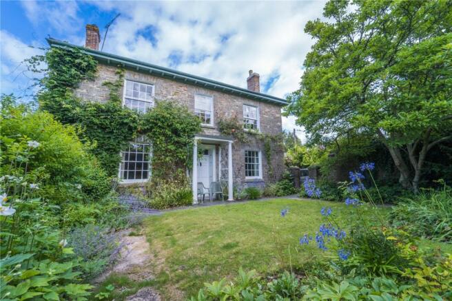 4 bedroom house for sale in Broadhempston, Totnes, Devon, TQ9