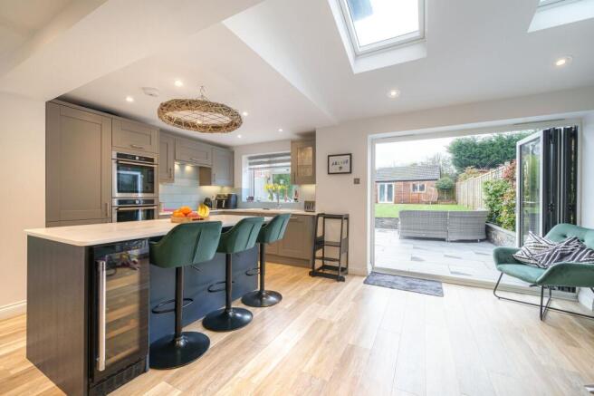Kitchen / Dining Room