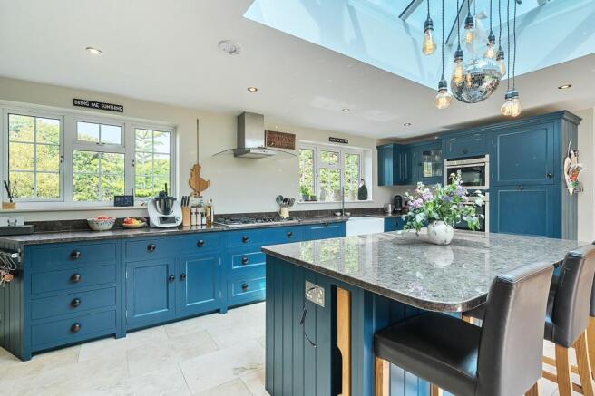 Kitchen / Breakfast Room