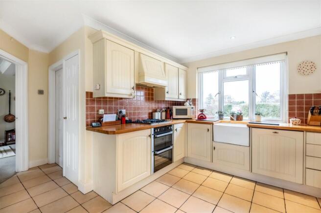 Kitchen / Breakfast Room