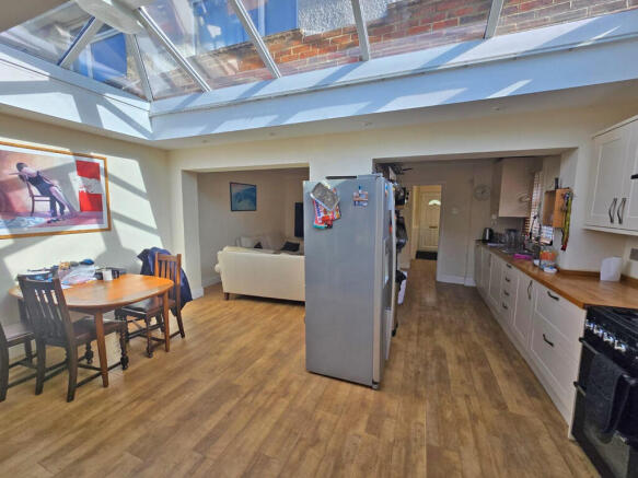 Kitchen (1)