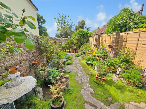 Garden (2)