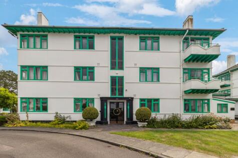 Elm Park Court, Elm Park Road, Pinner HA5