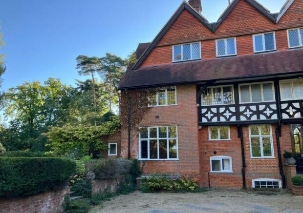 6 bedroom end of terrace house  for sale Haslemere