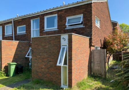Reigate - 3 bedroom end of terrace house for sale