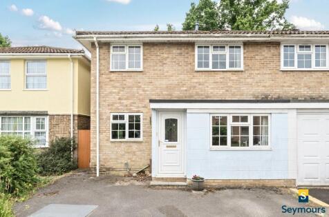 Cumberland Avenue, Guildford, Surrey, GU2