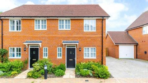 River Wey Close, Artington, Guildford, Surrey, GU3