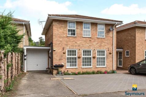 Cumberland Avenue, Guildford, Surrey, GU2