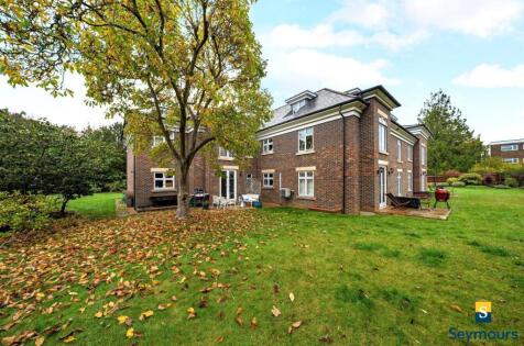 Cross Lanes, Guildford, Surrey, GU1