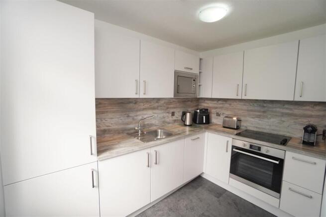 KITCHEN.jpg