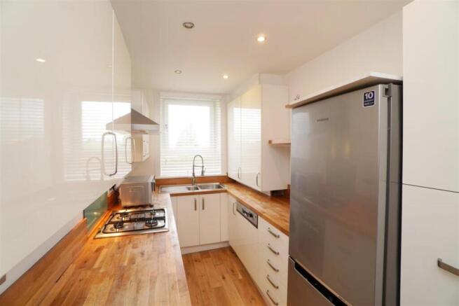 kitchen1.jpg
