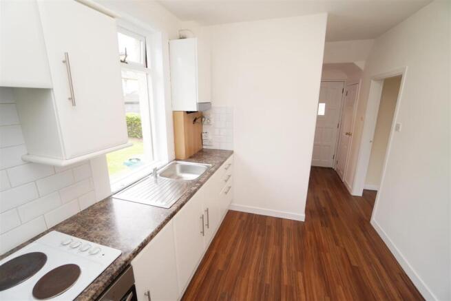 Kitchen 1.jpg