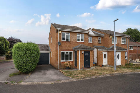 Blenheim Close, Warminster, BA12