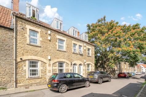 Naishs Street, Frome, BA11