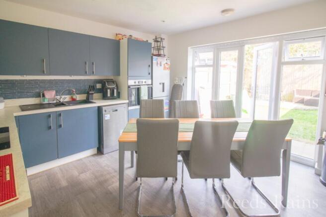 Kitchen/Dining
