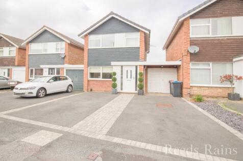 Torridon Grove, Great Sutton, Ellesmere Port, Cheshire, CH66