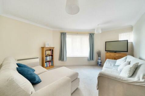 Teignmouth - 2 bedroom apartment for sale