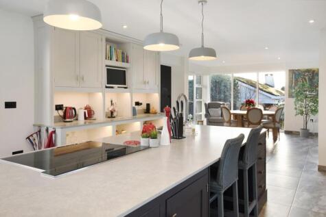 Moors Park, Bishopsteignton, TQ14