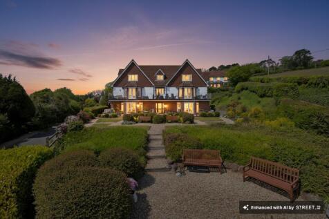 Heathlands Court, Teignmouth, TQ14