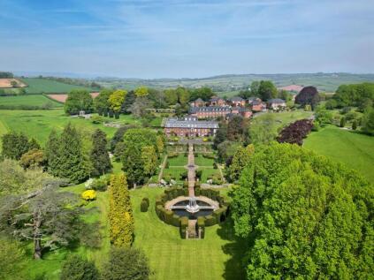 Lindridge Park, Teignmouth, TQ14