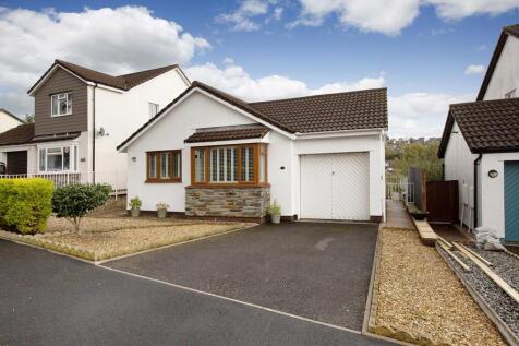 Valley Close, Teignmouth, TQ14