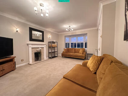 Dickens Way, Romford, RM1