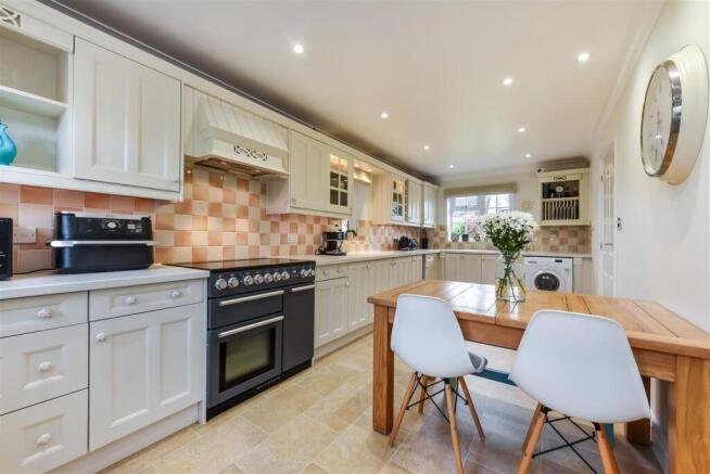Kitchen/Breakfast Room