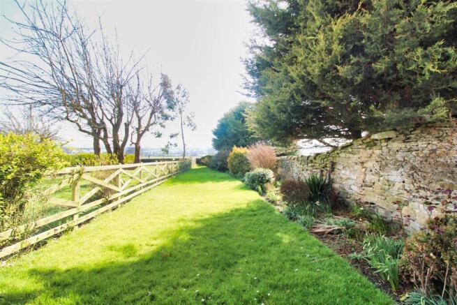 Front Garden.jpg