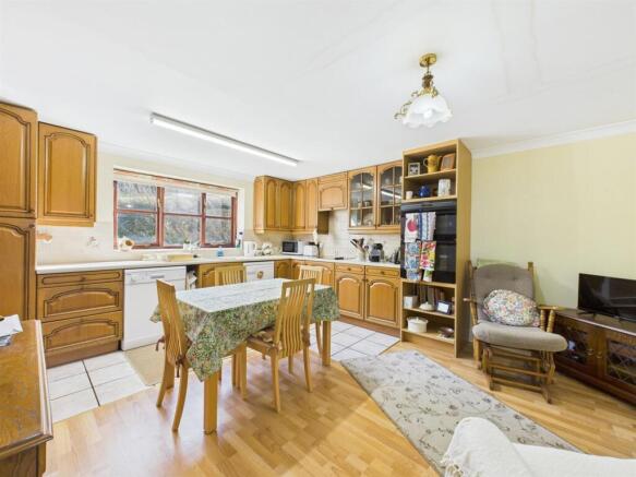 Dining Kitchen