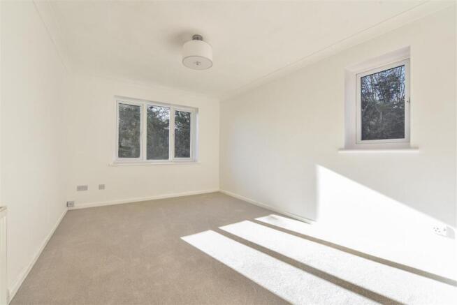 Sitting/Dining Room