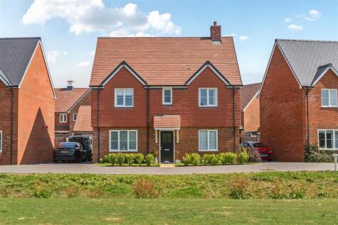 Knight Gardens, Walberton